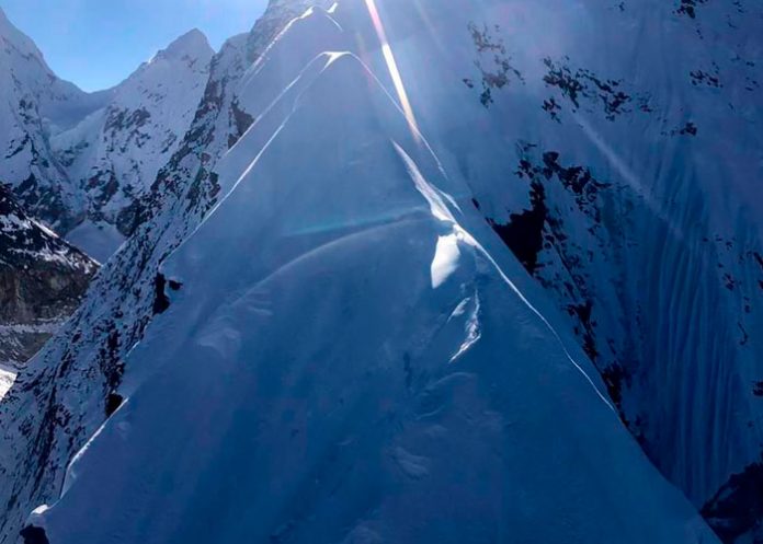 Hallan los cadáveres de tres escaladores franceses desaparecidos en Nepal