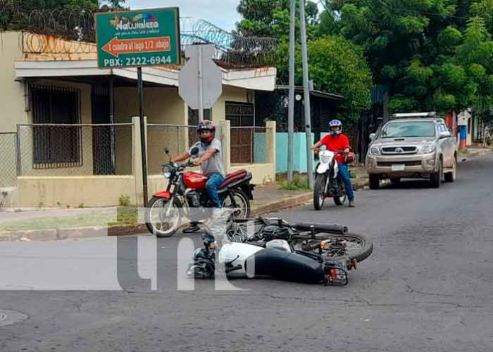 1 Accidentes simultáneos en Managua dejan a motociclistas con lesiones