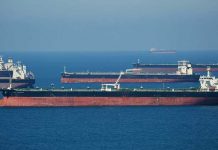 EE.UU insta a Rusia a suministrarle combustible para mitigar la crisis que vive EEUU insta a Rusia a suministrarle combustible para mitigar la crisis que vive.