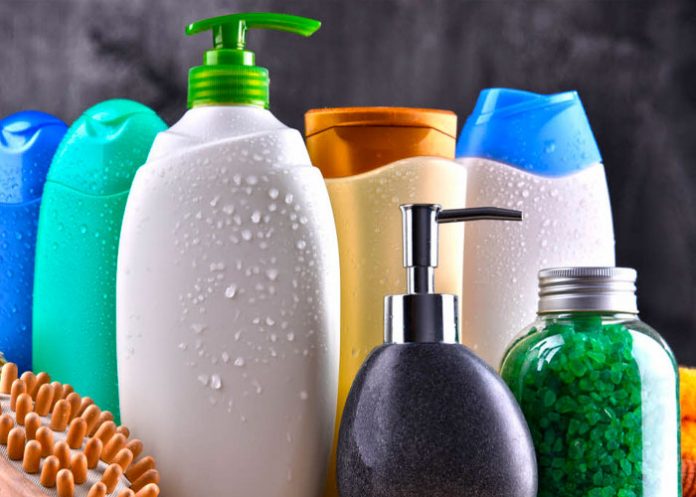 Estados Unidos retira varios productos de higiene por un químico cancerígeno.