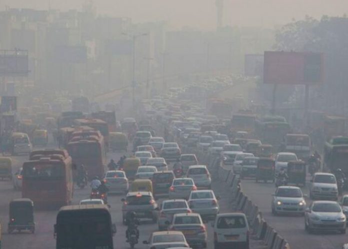 La contaminación sumerge a Nueva Delhi en una niebla tóxica