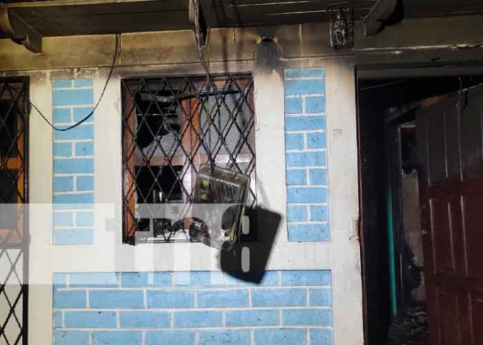 Registran un incendio en un barrio de Managua