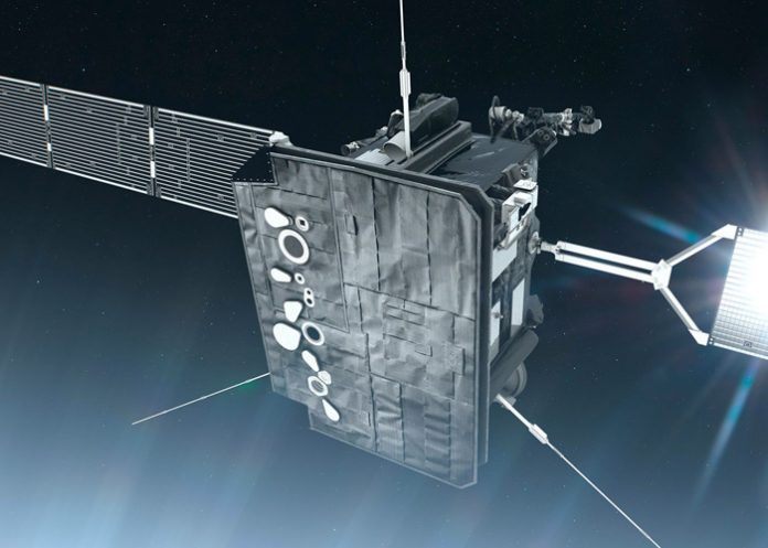 Solar Orbiter atravesará basura espacial para poder sobrevolar la Tierra