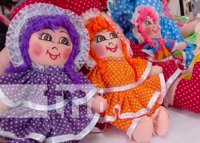 2 Artesanos de Masaya