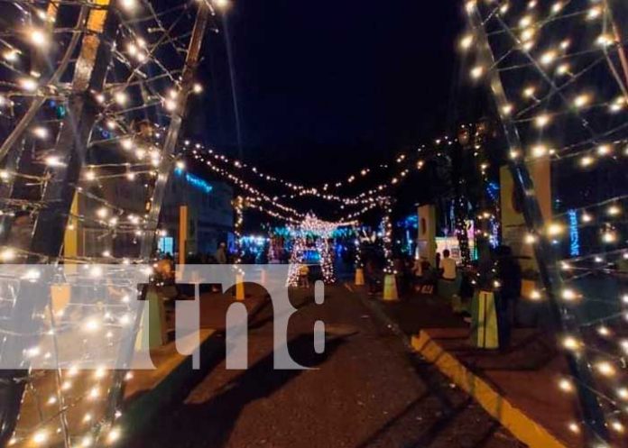 Inauguran ornamentación navideña en Jinotega