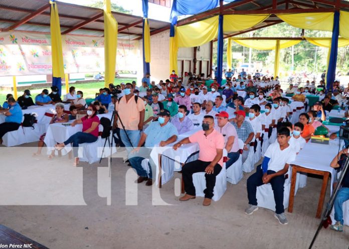 Policía Nacional se compromete a combatir expendios de droga en Trianguló Minero