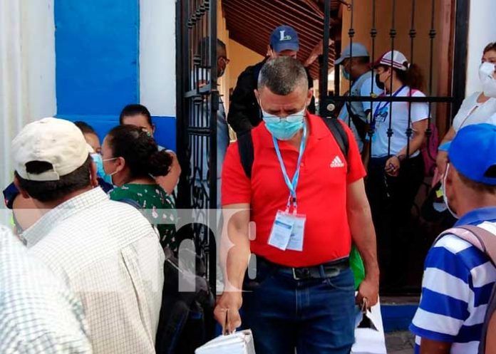 Distribuyen material electoral en la zona rural de Nandaime