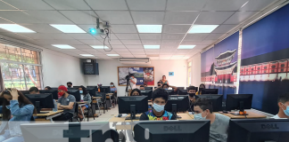 Jóvenes de Managua capacitados en Redes sociales