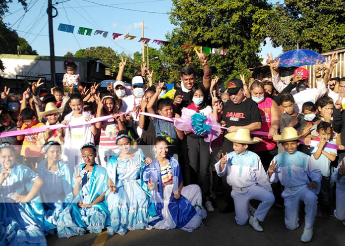 Inauguran calles nuevas en barrio de Managua