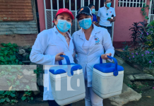 Médicos y enfermeras listos para la jornada de vacunación
