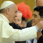 Relación de Diego Maradona con la religión Católica Relación de Diego Maradona con la religión Católica.