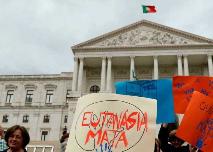 WhatsApp Image 2021-11-05 at 4.47.44 PM Portugués aporta ley de Eutanasia