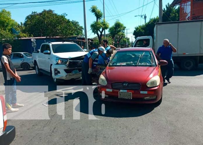 Escena del accidente de tránsito en el Distrito I de Managua