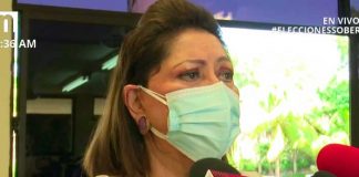 Presidenta de la CSJ, Alba Luz Ramos, ejerce su derecho al voto en Nicaragua