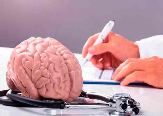 Inician el primer ensayo clínico de una vacuna nasal contra el alzhéimer