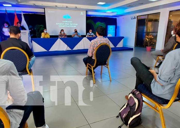 amazon-web-nicaragua-03 Finalización de curso sobre Amazon Web Services en Nicaragua