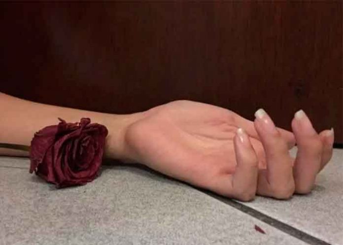 argentina- Escondió a su ex bajo la cama tras golpearla y creer que la había matado en Argentina