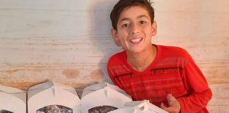 ¡Conmovedor! Niño pastelero de Argentina busca pagarse una cirugía