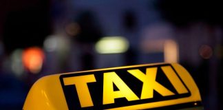 Mujer se lanza de un taxi en movimiento en Argentina tras ser acosada