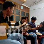 Presentación artística con jóvenes de San Carlos