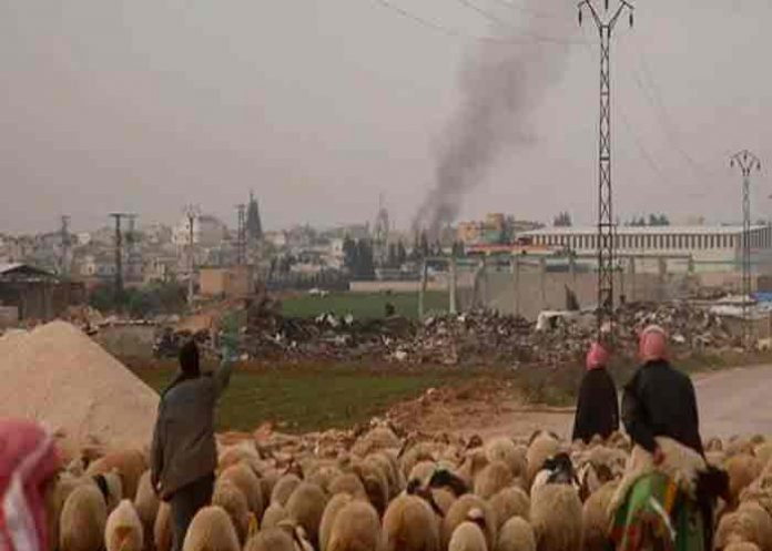 Ataque contra Siria deja dos civiles muertos y seis militares heridos