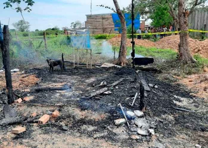 Mueren 3 niños calcinados en Bolivia, su madre los dejo encerrados