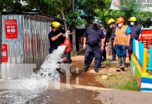 Hidrantes del mercado Roberto Huembes, en Managua, inspeccionados por bomberos Inspección de hidrantes en el Mercado Roberto Huembes, Managua