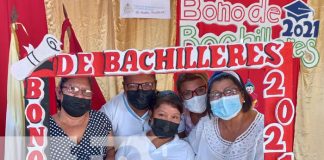 MINED entrega bono complementario a bachilleres en Chinandega