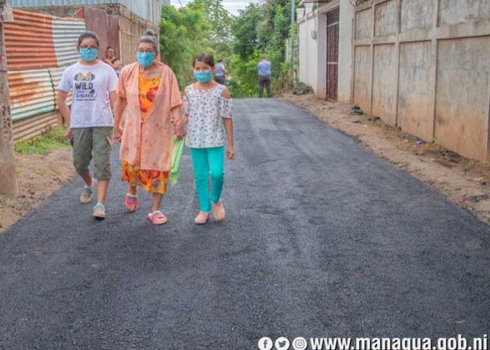 Nuevas calles pavimentadas en Colinas del Memorial Sandino