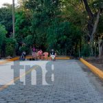 Más calles adoquinadas en Granada