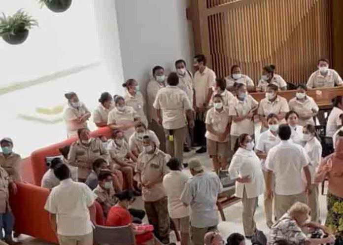 Hombres armados ingresaron a un hotel en Cancún, México