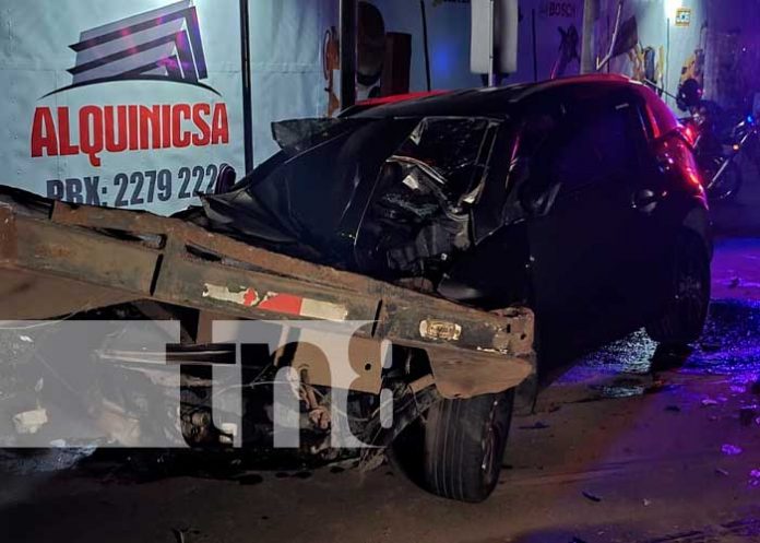 choque-004 Fuerte accidente deja dos lesionados en carretera a Masaya