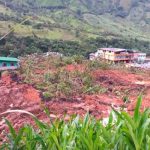 Al menos 12 muertos y varios desaparecidos por un alud de tierra en Colombia