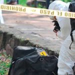 Hallan cadáver con un cartel que decía «Violador de niños» en Colombia Hallan cadáver con un cartel que decía "Violador de niños" en Colombia