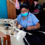 Taller de confección para promociones escolares en Nicaragua