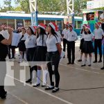 Estudiantes dan la bienvenida a la Navidad con orquesta, coro y danzas en Managua Coros estudiantiles de Managua para recibir las fiestas navideñas