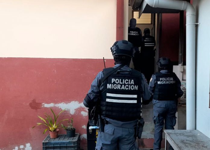 Arrestan a dos 