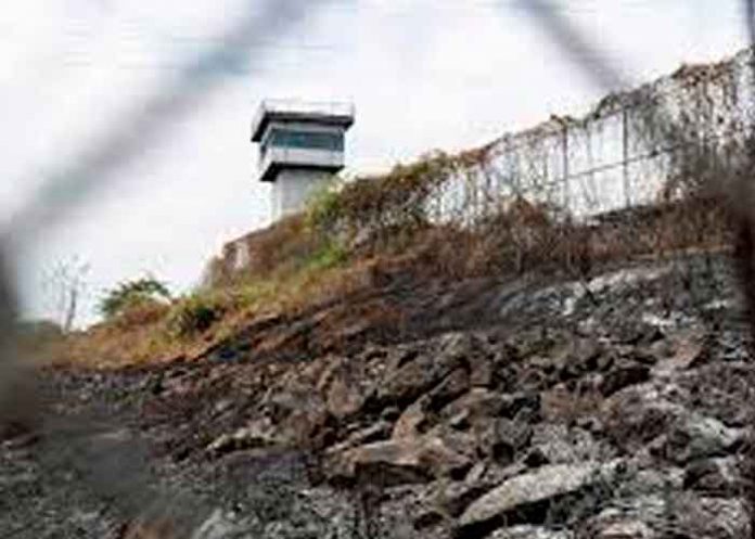 Otros tres presos mueren en un nuevo tiroteo en una cárcel de Ecuador