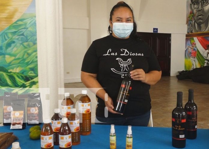 Jóvenes emprendedores hablan de sus buenas experiencias en Estelí