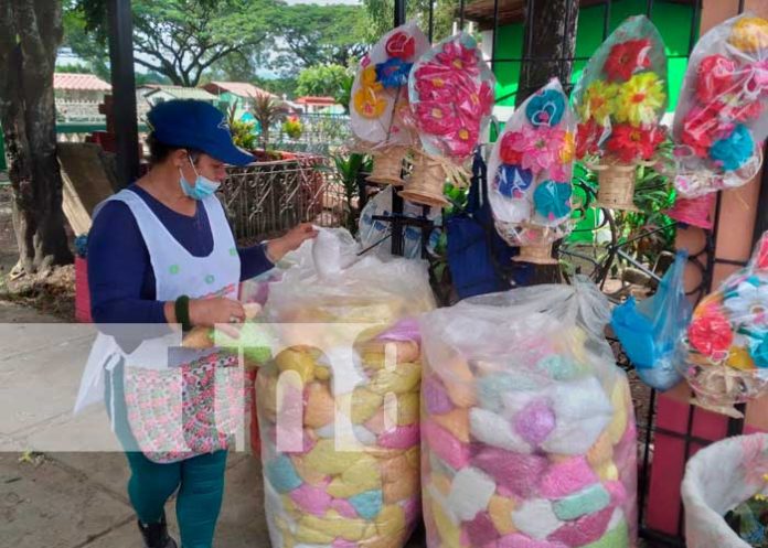feria-flores-matiguas-01 Feria de las Flores en el cementerio de Matiguás