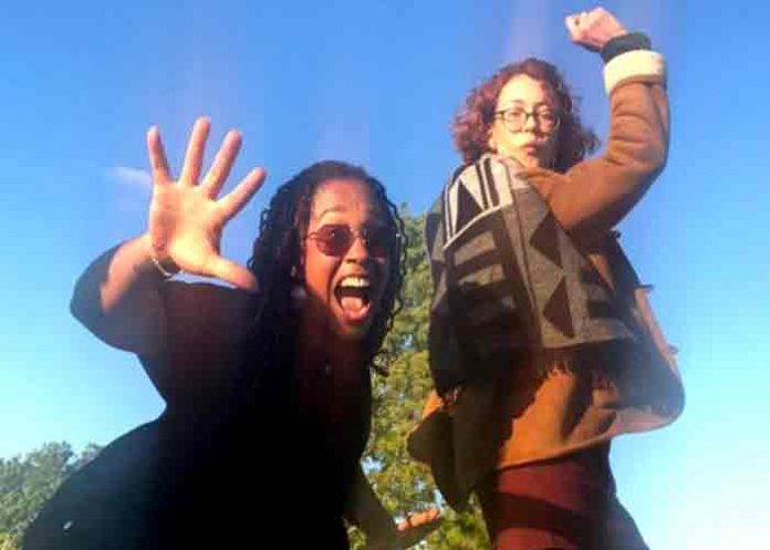 Policías compartieron por WhatsApp fotos de hermanas asesinadas