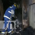 Bomberos controlan incendio en bodegas de zona franca Las Mercedes Bomberos controlan incendio en bodegas de zona franca Las Mercedes