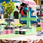 Familias en Jalapa visitaron a sus deudos este 2 de noviembre Familias en Jalapa visitaron a sus deudos