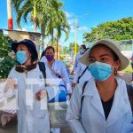 Vacunación contra covid-19 a familias del barrio Camilo Ortega en Managua
