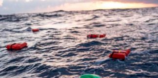 75 personas muertas en un naufragio en Libia