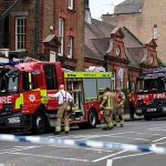 Once niños resultan heridos tras colapsar el techo de escuela en Londres Once niños resultan heridos tras colapsar el techo de escuela en Londres