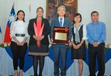 Entrega de reconocimiento al Embajador de Taiwán por parte de la Alcaldía de Managua