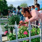 Alcaldía de Managua deposita ofrendas florales a héroes y mártires Ofrenda floral a héroes y mártires en cementerios de Managua