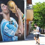A un año de su muerte, Argentina se pinta con murales de Maradona A un año de su muerte, Argentina se pinta con murales de Maradona