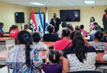 Capitalizan a agentes de la Economía Familiar de Managua Entrega de créditos a familias de Managua, por parte del MEFCCA